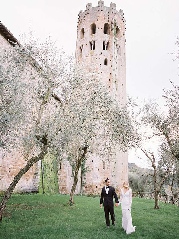 intimate Italian inspired wedding